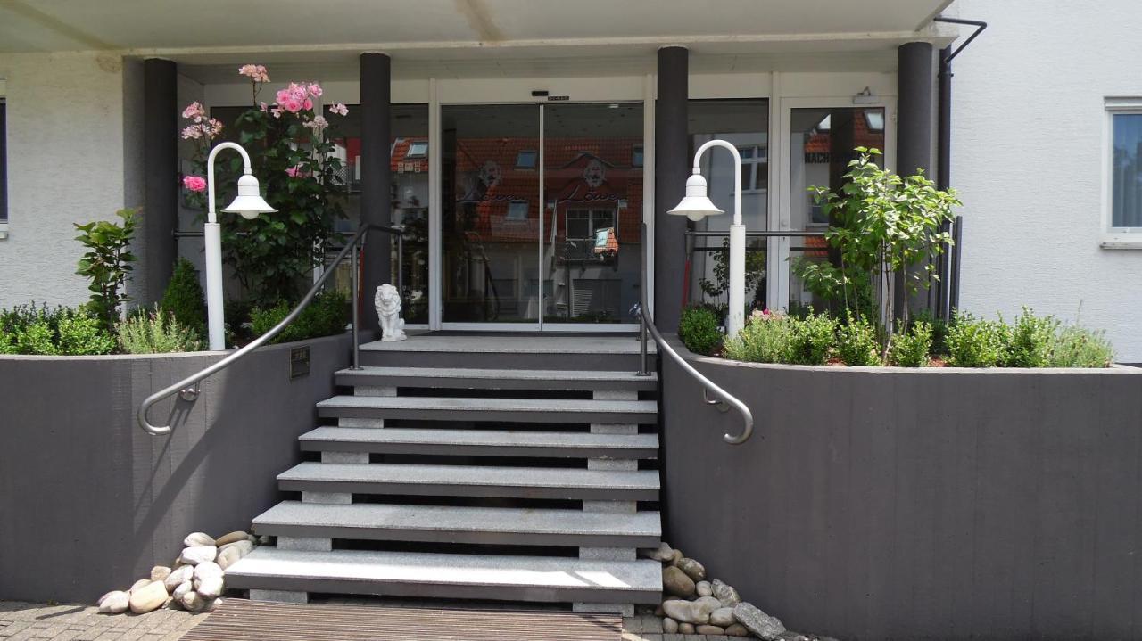 Hotel Loewen Meckenbeuren Bagian luar foto